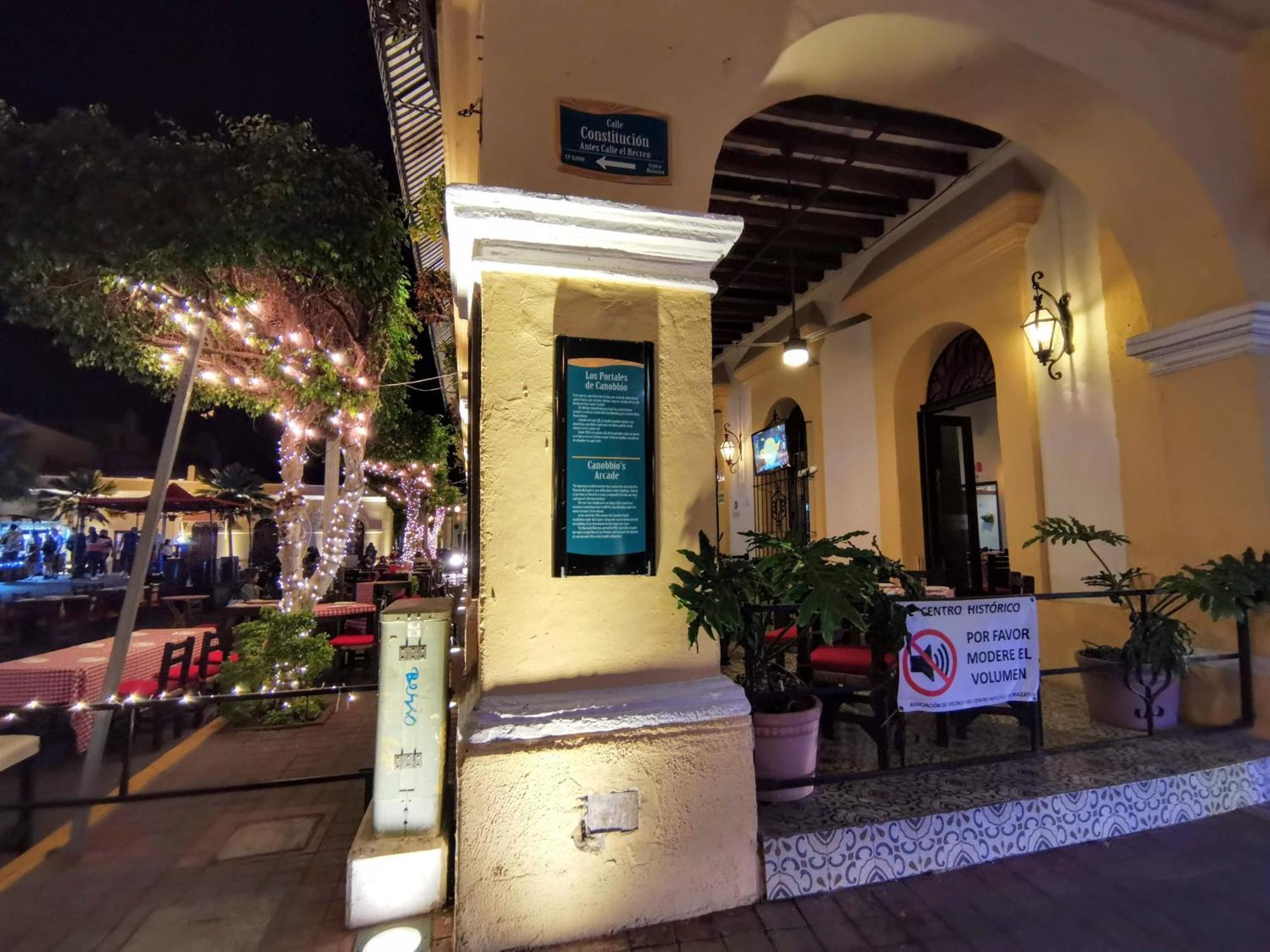 拉西埃斯特酒店 马萨特兰 外观 照片